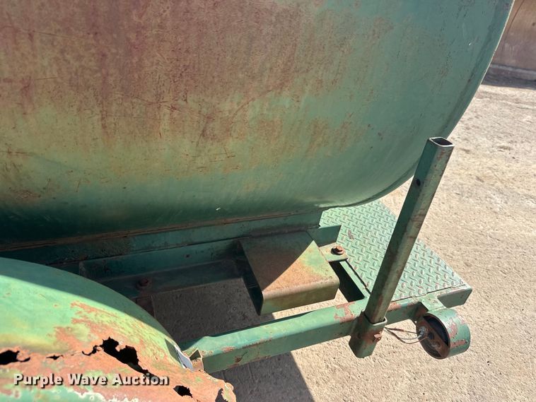 image for item FK1675 Fuel trailer