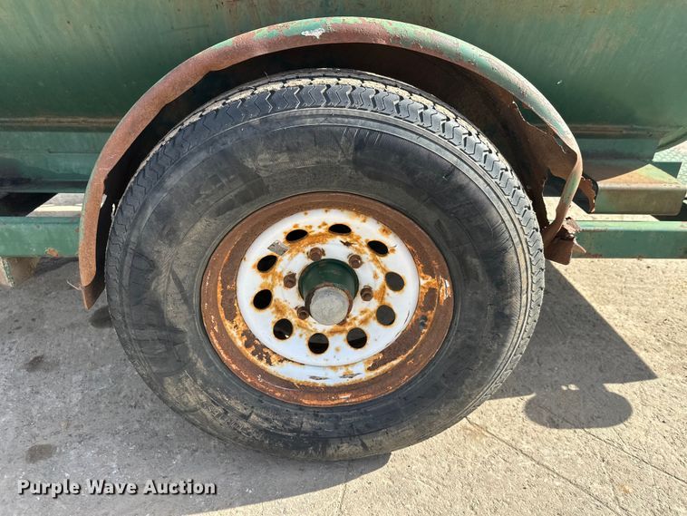 image for item FK1675 Fuel trailer