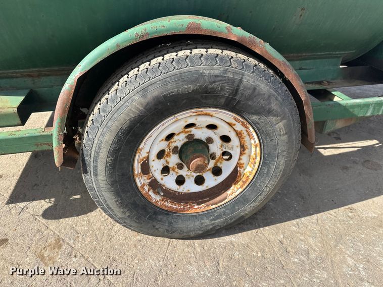 image for item FK1675 Fuel trailer