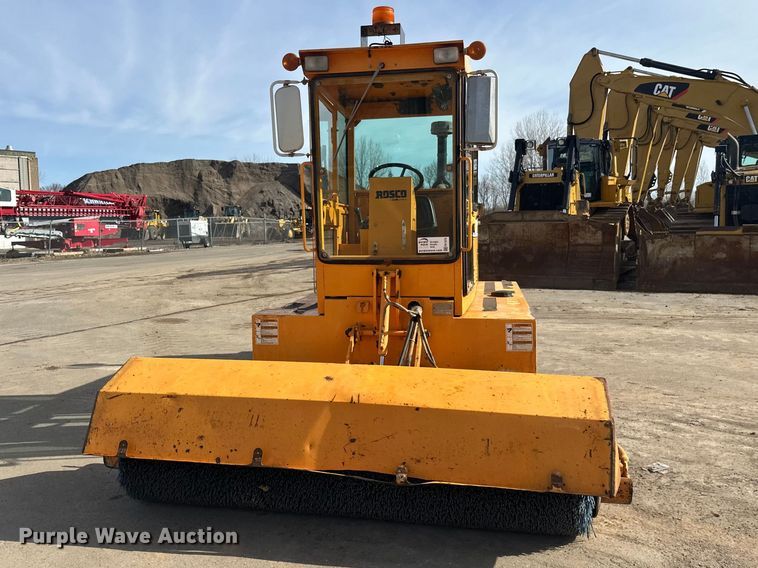 image for item FK1676 Roscoe 4820 broom