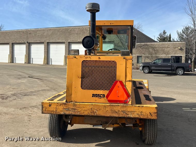 image for item FK1676 Roscoe 4820 broom