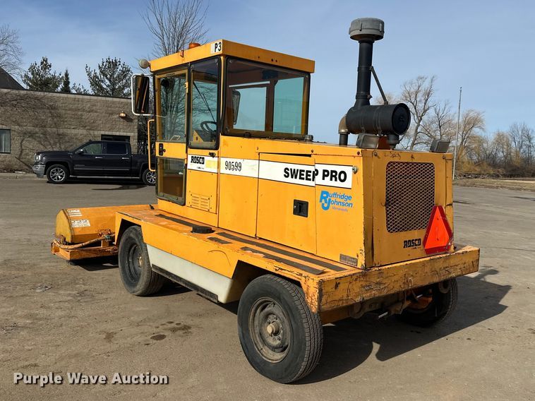 image for item FK1676 Roscoe 4820 broom