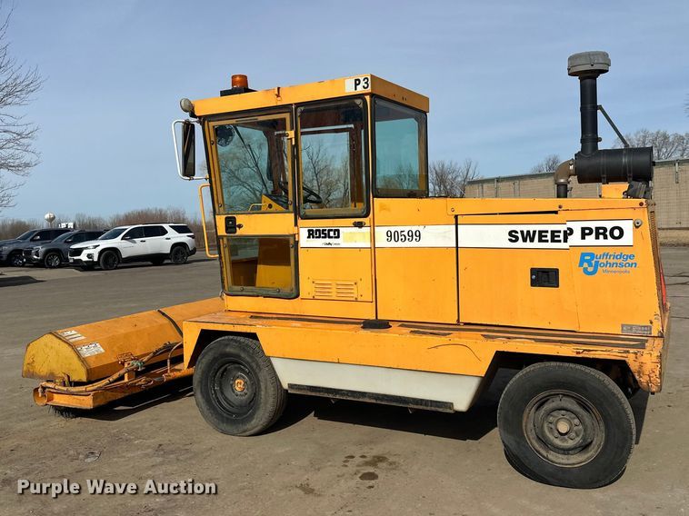 image for item FK1676 Roscoe 4820 broom