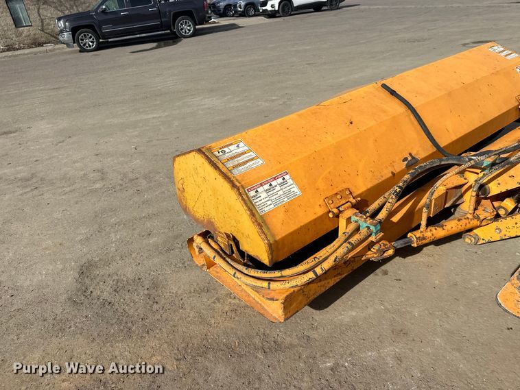 image for item FK1676 Roscoe 4820 broom