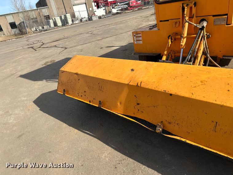 image for item FK1676 Roscoe 4820 broom