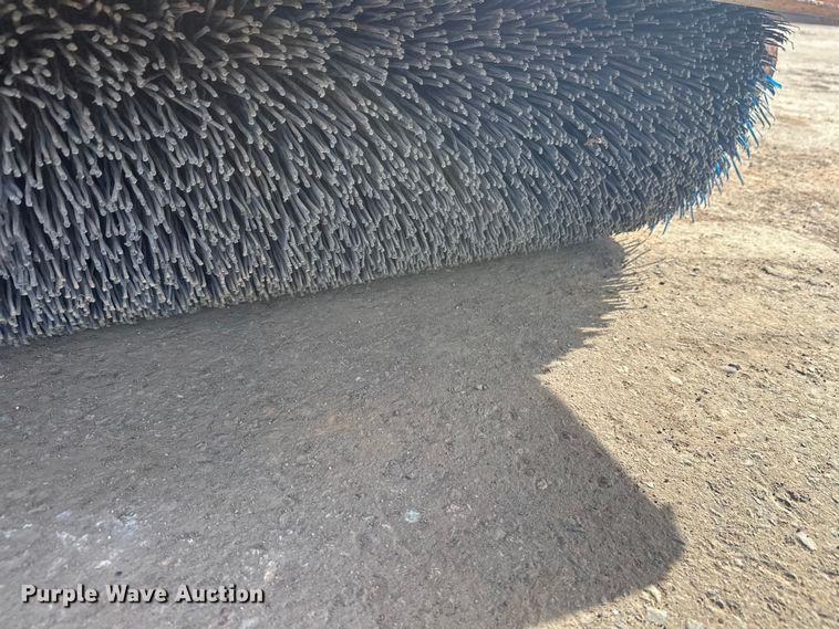 image for item FK1676 Roscoe 4820 broom