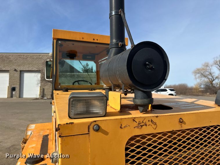 image for item FK1676 Roscoe 4820 broom