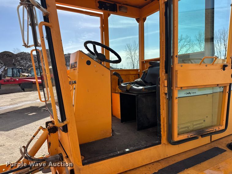 image for item FK1676 Roscoe 4820 broom