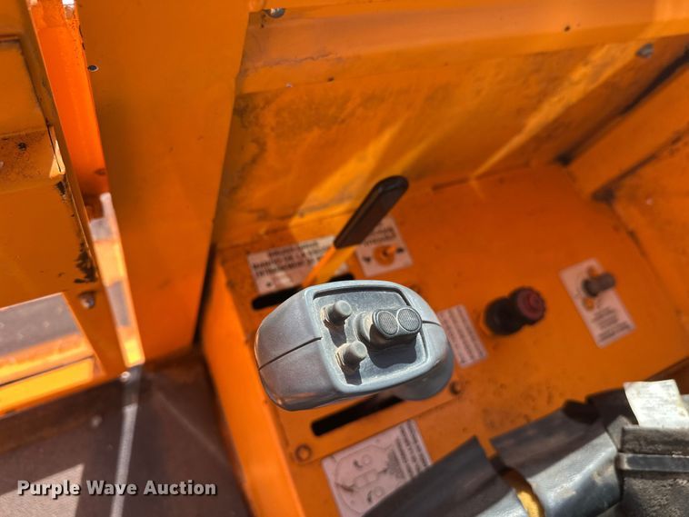 image for item FK1676 Roscoe 4820 broom