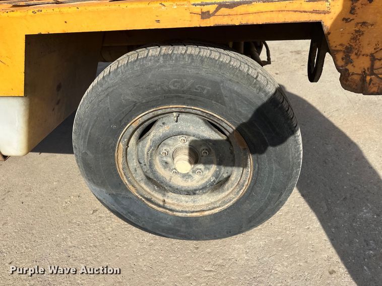 image for item FK1676 Roscoe 4820 broom