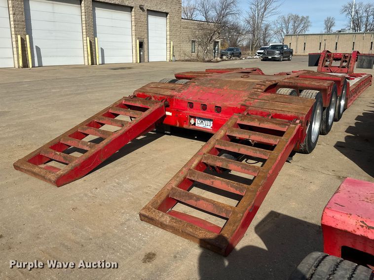 image for item FK1677 1995 Kalyn Siebert 69T3A lowboy equipment trailer