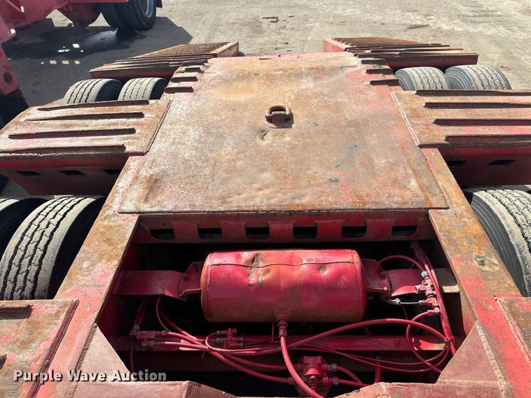 image for item FK1677 1995 Kalyn Siebert 69T3A lowboy equipment trailer