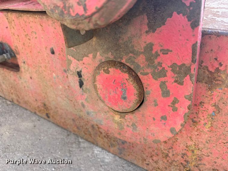 image for item FK1677 1995 Kalyn Siebert 69T3A lowboy equipment trailer