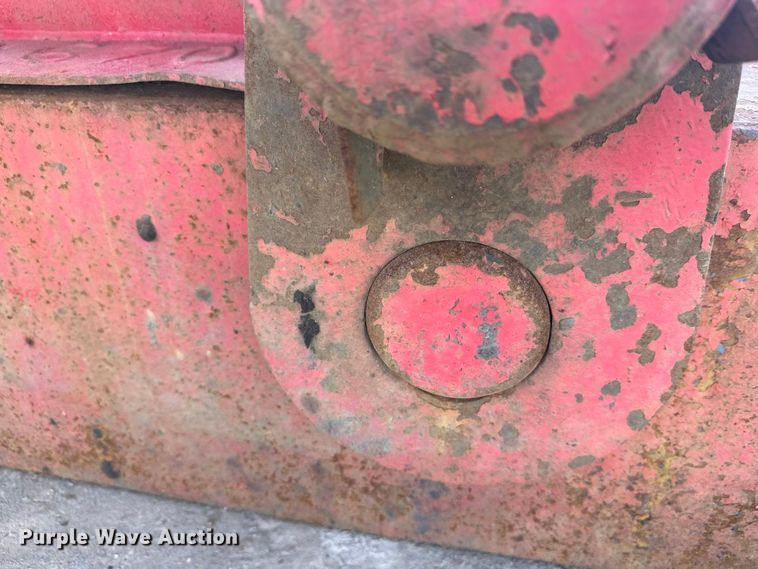 image for item FK1677 1995 Kalyn Siebert 69T3A lowboy equipment trailer