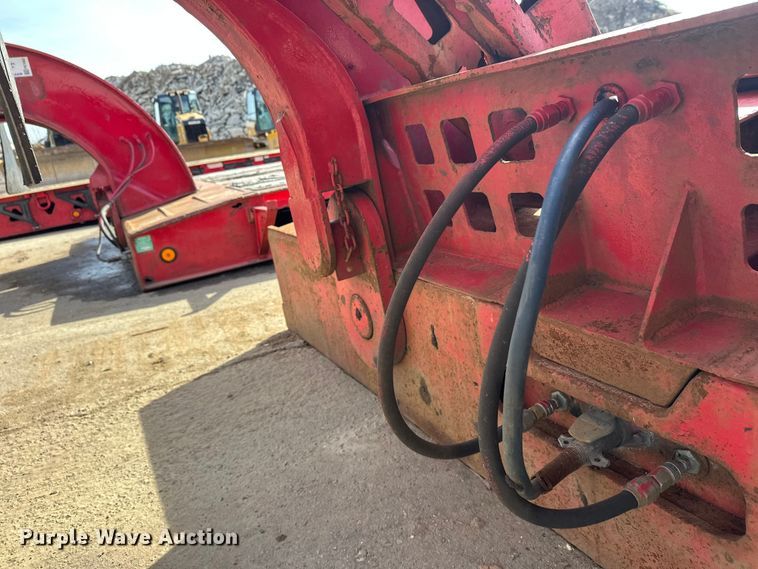 image for item FK1677 1995 Kalyn Siebert 69T3A lowboy equipment trailer