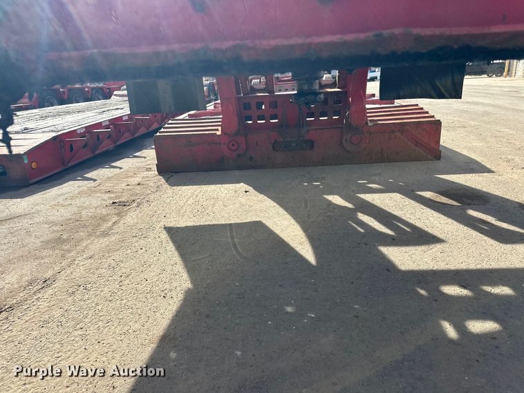 image for item FK1677 1995 Kalyn Siebert 69T3A lowboy equipment trailer