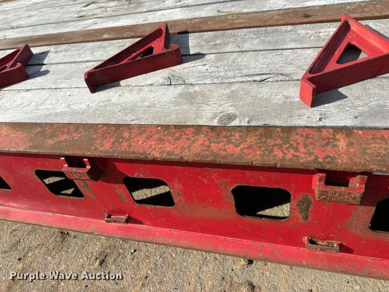 image for item FK1677 1995 Kalyn Siebert 69T3A lowboy equipment trailer