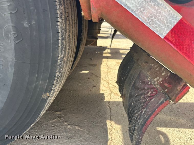 image for item FK1677 1995 Kalyn Siebert 69T3A lowboy equipment trailer