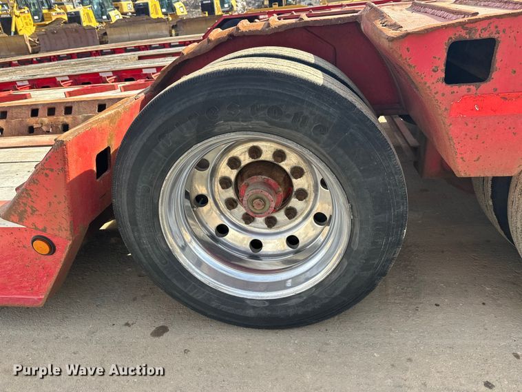 image for item FK1677 1995 Kalyn Siebert 69T3A lowboy equipment trailer