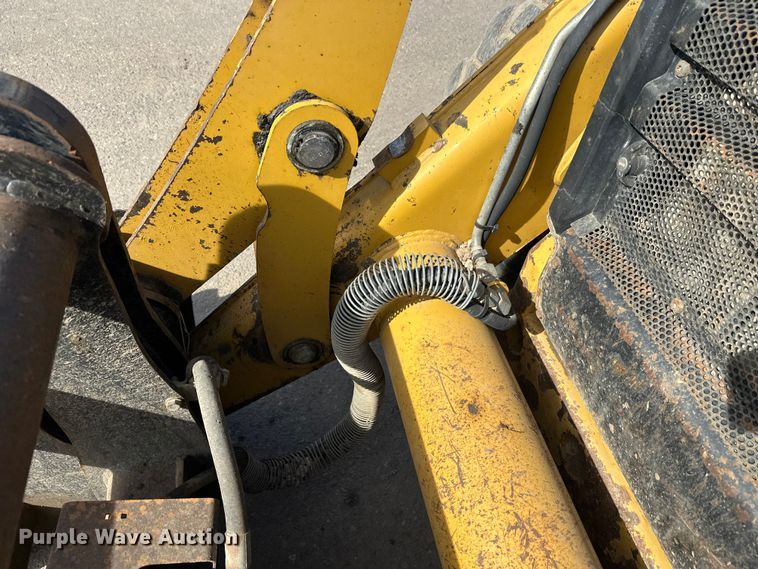 image for item FK1679 2012 Caterpillar 420F backhoe