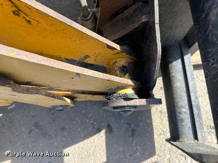 image for item FK1679 2012 Caterpillar 420F backhoe