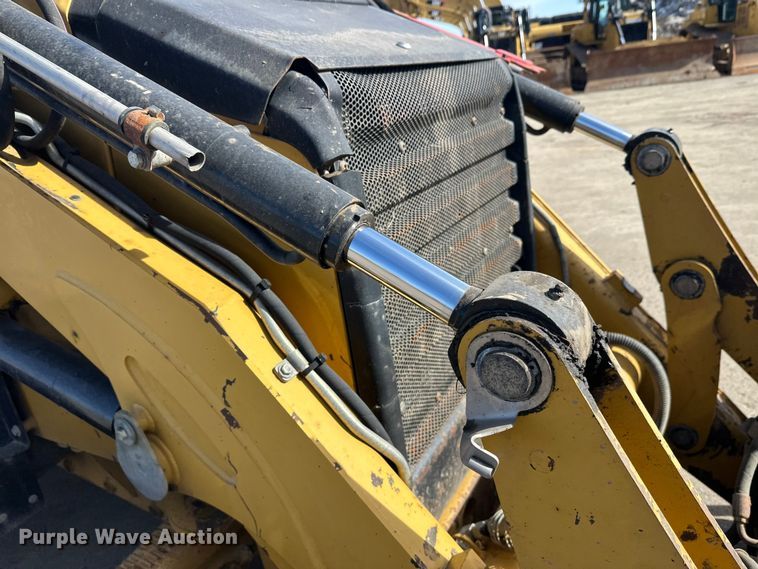 image for item FK1679 2012 Caterpillar 420F backhoe