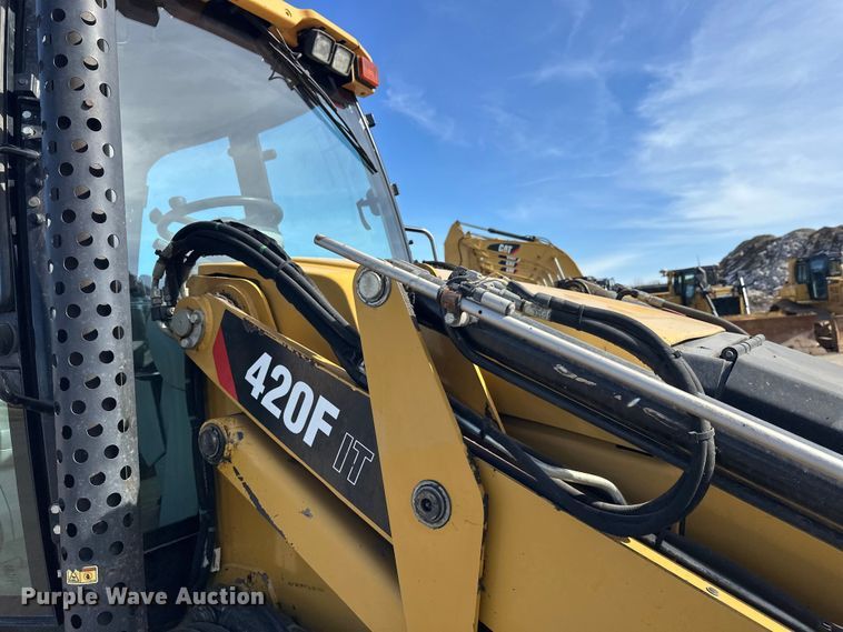 image for item FK1679 2012 Caterpillar 420F backhoe