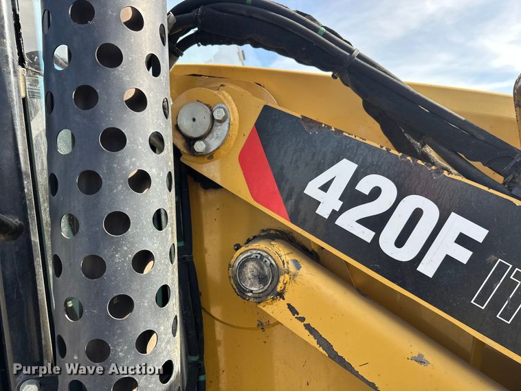 image for item FK1679 2012 Caterpillar 420F backhoe