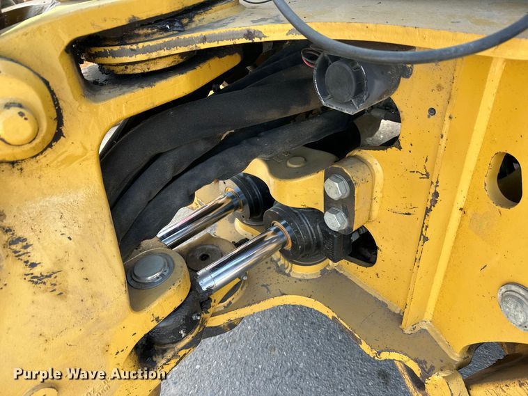 image for item FK1679 2012 Caterpillar 420F backhoe