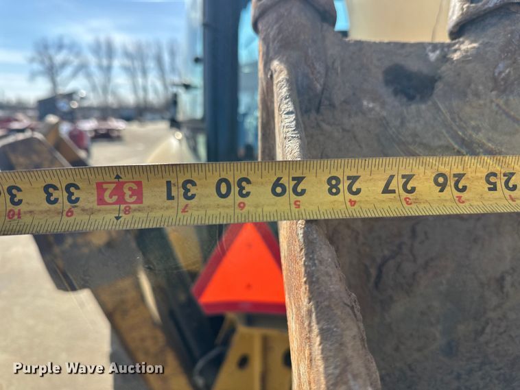 image for item FK1679 2012 Caterpillar 420F backhoe