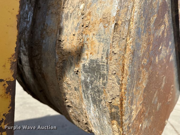 image for item FK1679 2012 Caterpillar 420F backhoe