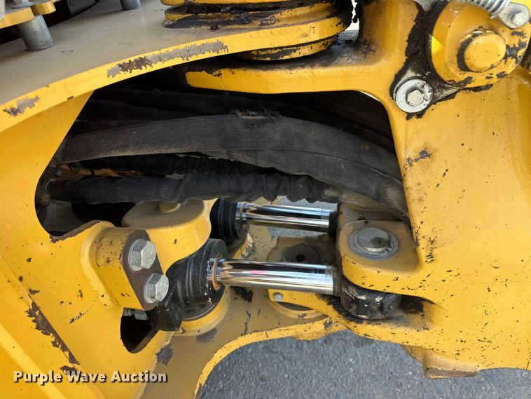 image for item FK1679 2012 Caterpillar 420F backhoe
