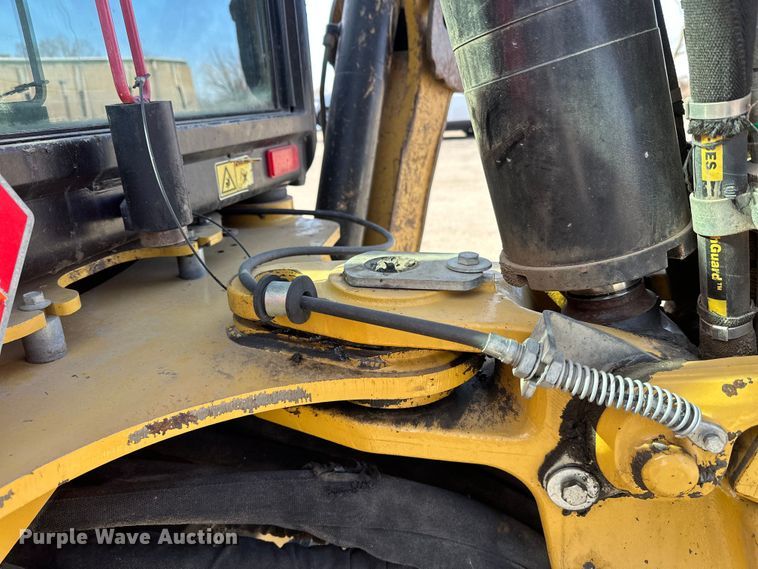 image for item FK1679 2012 Caterpillar 420F backhoe