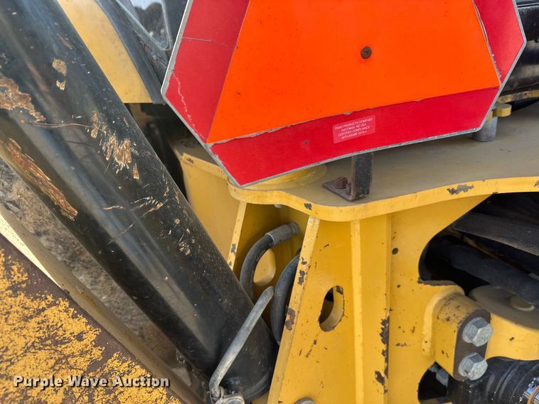 image for item FK1679 2012 Caterpillar 420F backhoe