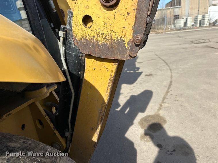 image for item FK1679 2012 Caterpillar 420F backhoe