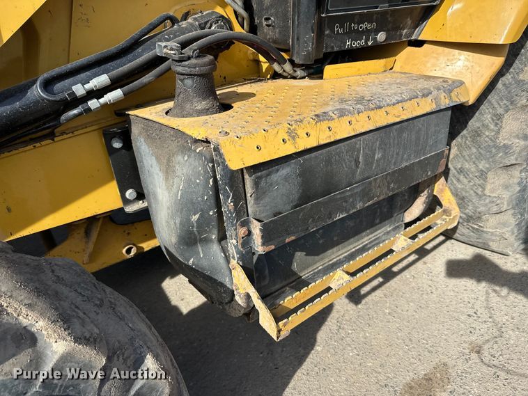 image for item FK1679 2012 Caterpillar 420F backhoe