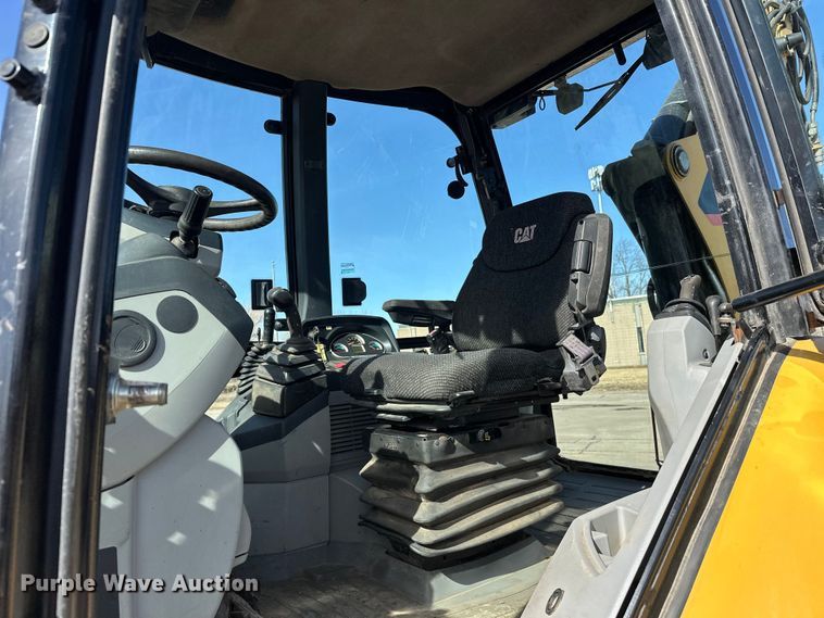 image for item FK1679 2012 Caterpillar 420F backhoe