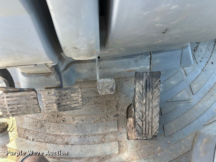 image for item FK1679 2012 Caterpillar 420F backhoe