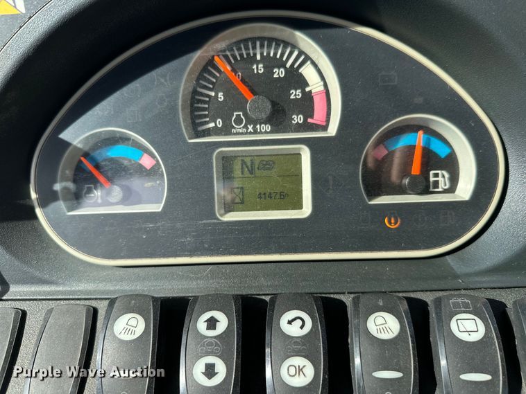 image for item FK1679 2012 Caterpillar 420F backhoe