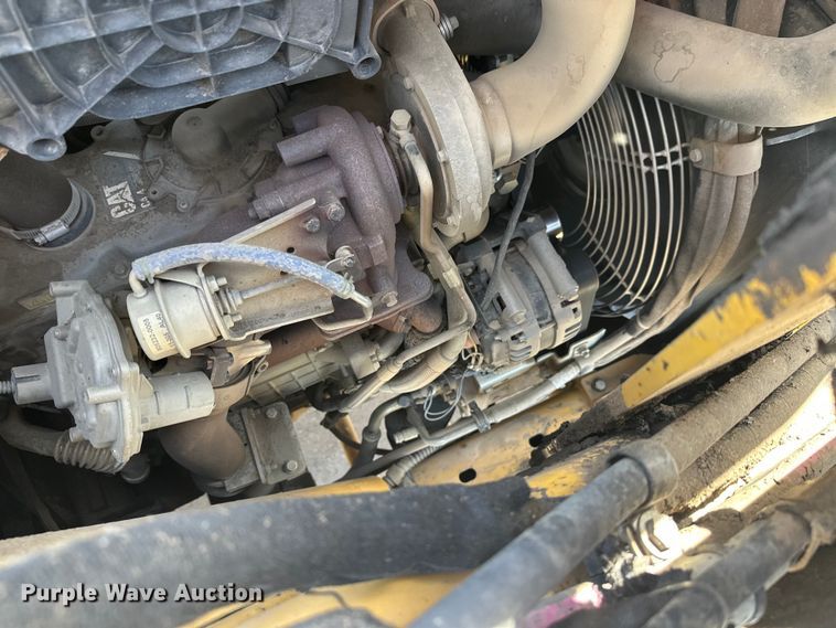 image for item FK1679 2012 Caterpillar 420F backhoe