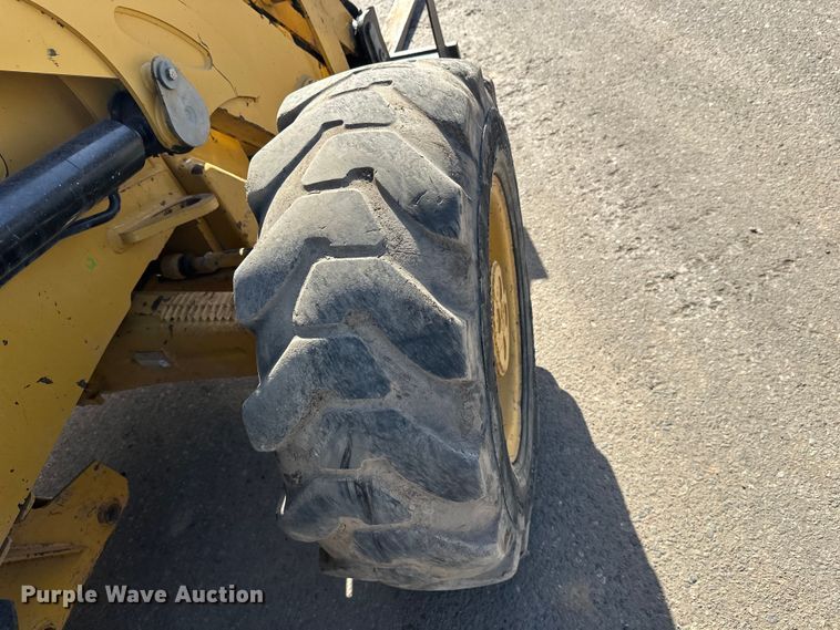 image for item FK1679 2012 Caterpillar 420F backhoe