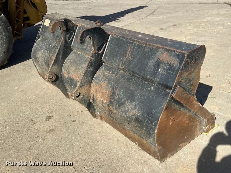 image for item FK1679 2012 Caterpillar 420F backhoe