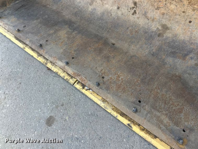 image for item FK1679 2012 Caterpillar 420F backhoe