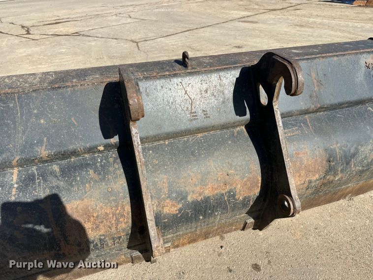 image for item FK1679 2012 Caterpillar 420F backhoe