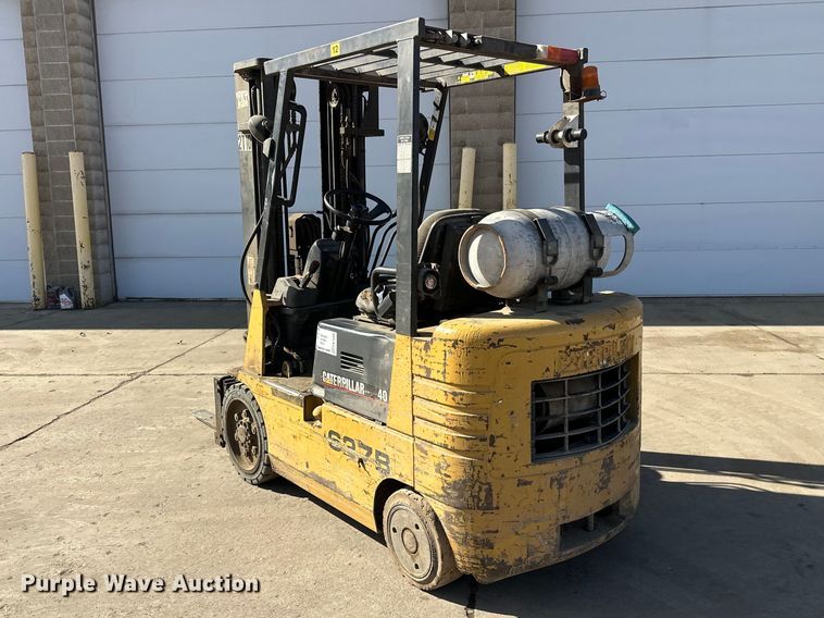 image for item FK1680 Caterpillar GC20 forklift