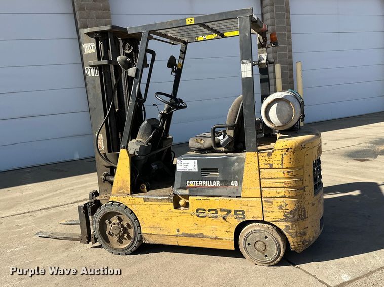 image for item FK1680 Caterpillar GC20 forklift