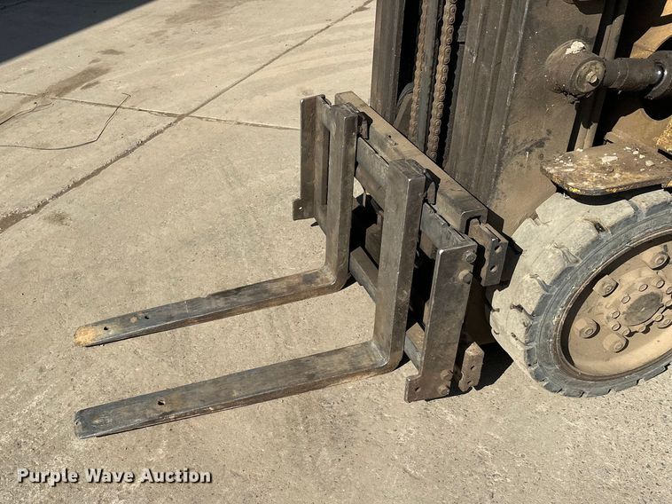 image for item FK1680 Caterpillar GC20 forklift