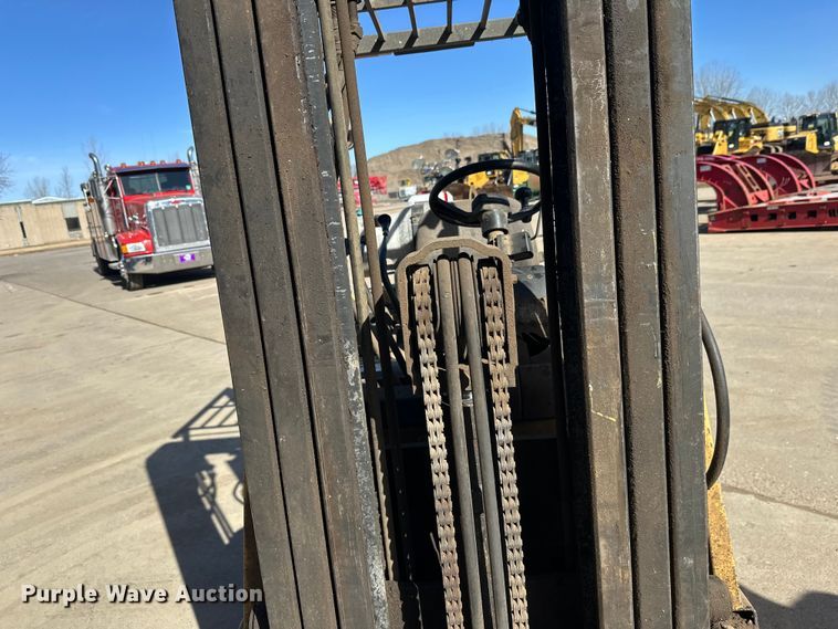 image for item FK1680 Caterpillar GC20 forklift