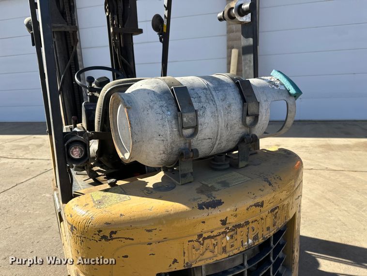 image for item FK1680 Caterpillar GC20 forklift