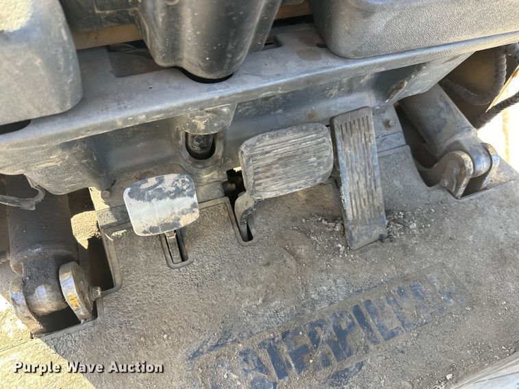 image for item FK1680 Caterpillar GC20 forklift